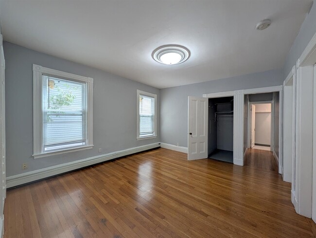 Photo - 322 Beacon St Unit 2