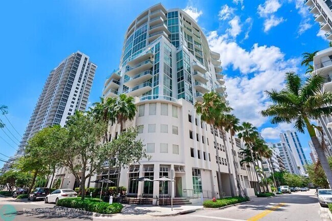 Building Photo - 111 SE 8th Ave Unit 606 Rental