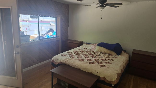 Photo - 14880 Mosswood Ln Unidad 14880 Mosswood Ln