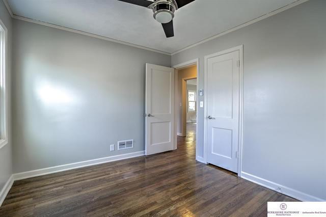 Beautiful 3 bedroom, just a couple blocks ... - Beautiful 3 bedroom, just a couple blocks ...