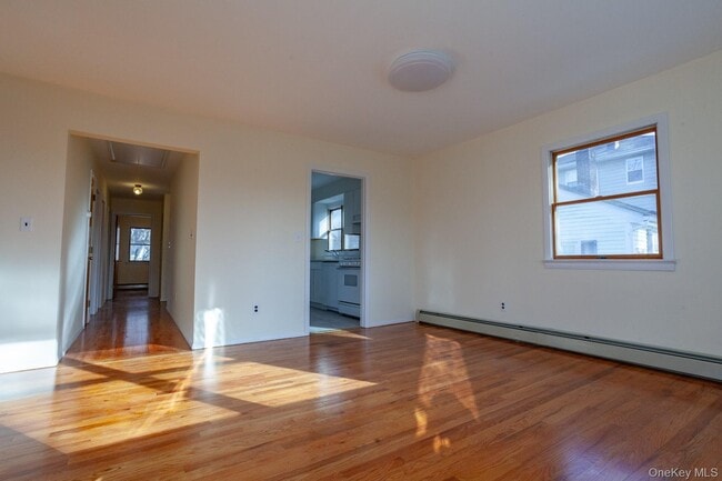 Photo - 55 Holland Ave Unit Top Floor