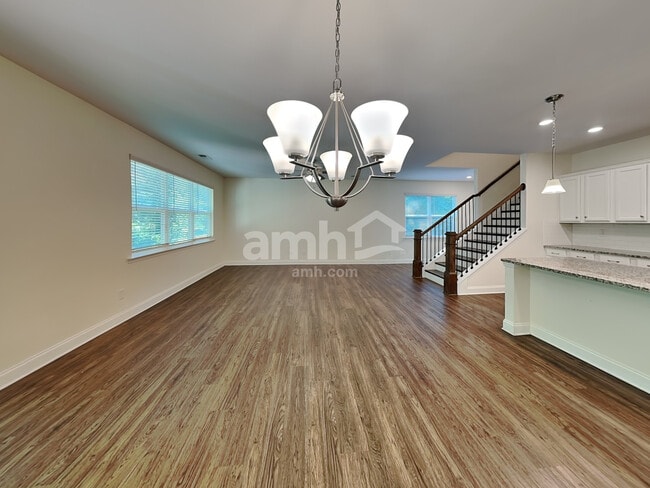 Photo - 3328 Okelly Dr