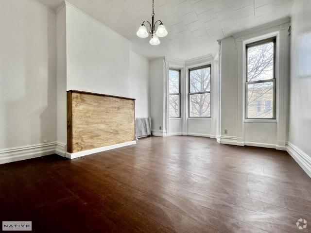 Building Photo - 1 bedroom in Brooklyn NY 11222 Unit 2 Rental