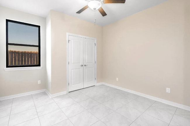 Photo - 10308 N 13th St