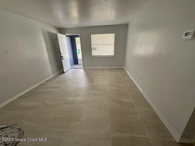 Photo - 649 School St