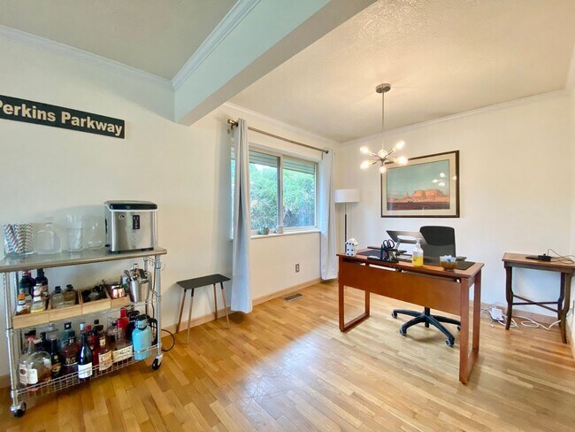 Photo - Charming Updated Home Across from Franklin Park and Hospital!