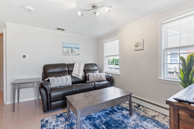 Photo - 173 Captain Chase Rd Unidad B