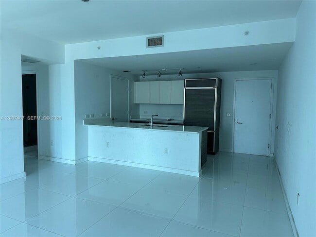 Photo - 1100 S Miami Ave Unidad 2708