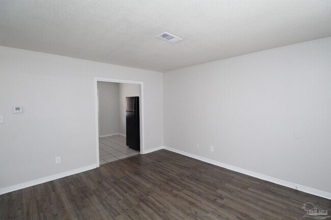 Photo - 10151 Guidy Ln
