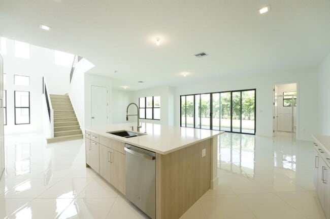 Photo - 9099 Silver Marsh Ln