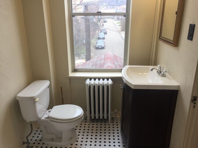 Photo - 5214 Friendship Ave Unit Apt 2A