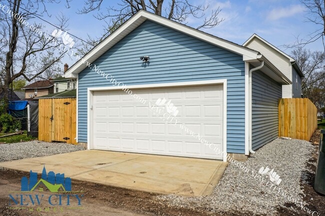 Photo - Newly Built Home! 3 Beds, 2.5 Baths, 2 Car...