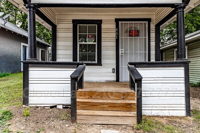 Photo - 631 Potomac St