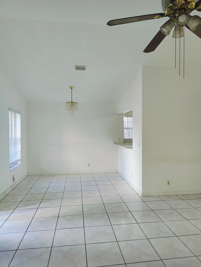 Photo - 1139 Freshwater Lakes Dr