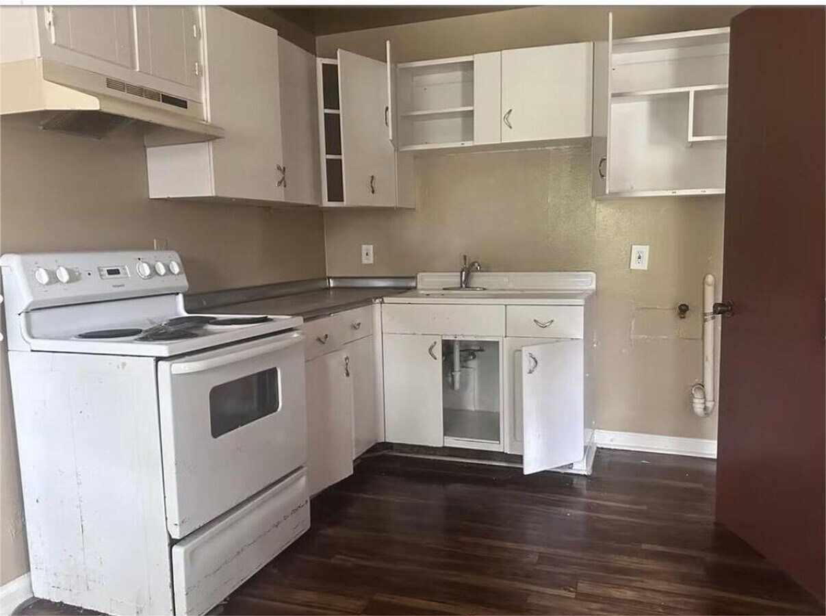 Photo - AVAILABLE NOW!!!