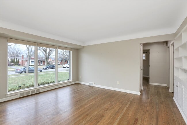 Photo - 22826 Frederick Ave