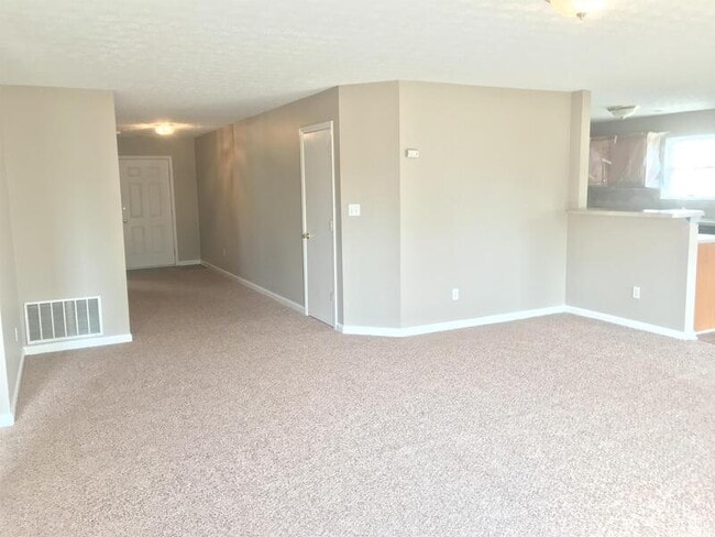 Photo - 9708 Stream View Trail