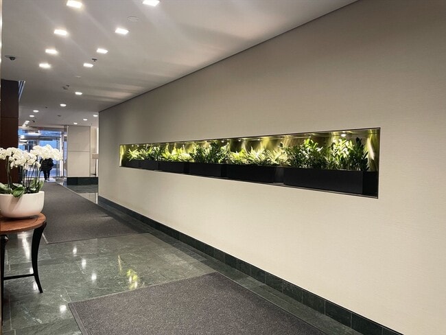 Photo - 1 Charles St S Unidad 214