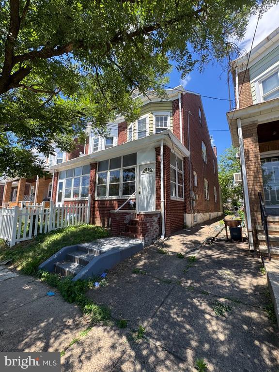 Photo - 220 Virginia Ave