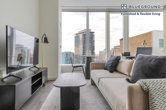 Photo - 1000 S Michigan Ave Unit FL25-ID1349