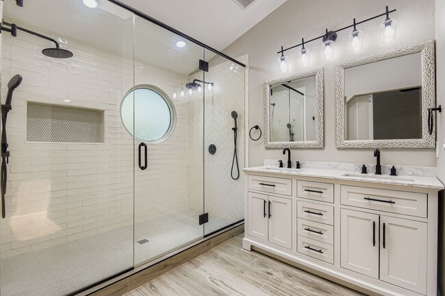 Building Photo - 6248 S Parfet Way Rental