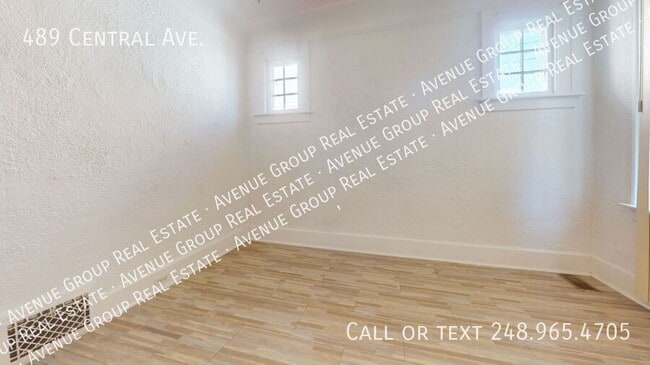 489 Central Ave