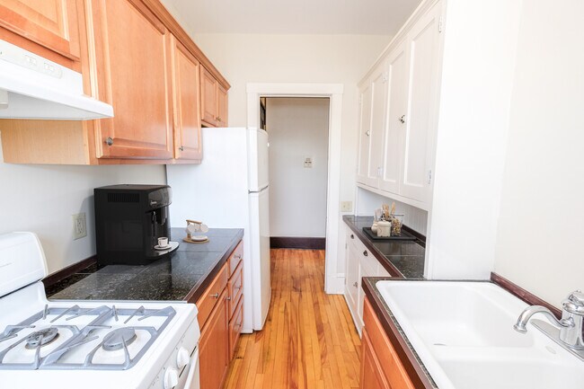 Photo - Legacy Rose Flats