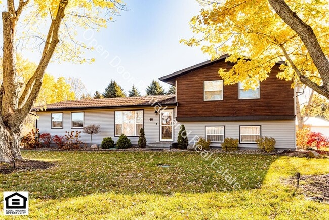 Building Photo - 40 Ln 375 Lake James Rental