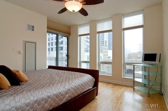 Photo - 1250 S Michigan Ave Unit 502