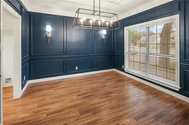 Photo - 3209 Salzburg Ct