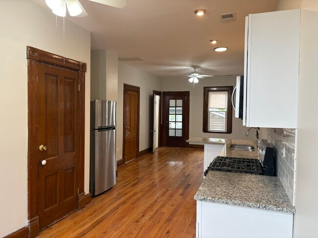 Photo - 2146 W 22nd Pl Unit 2
