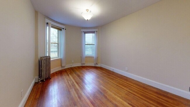 Photo - 17 Green St Unit 4