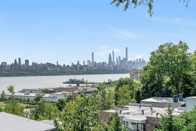 Photo - 156 Undercliff Ave Unit 2