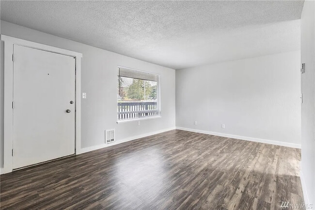 Photo - Westland Apartments