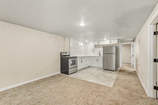 Photo - 2020 W Bedford Dr