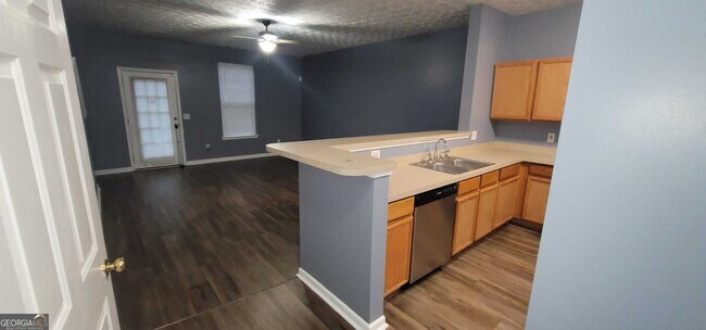 Photo - 6093 Camden Forrest Cove