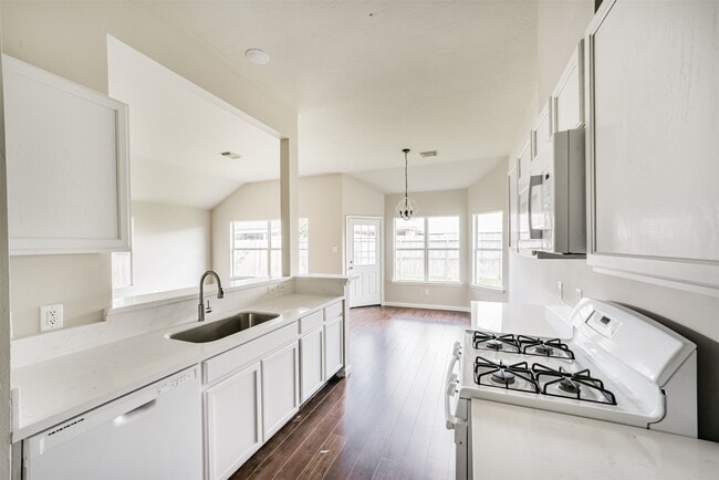 Building Photo - 19638 Plantation Grove Tr