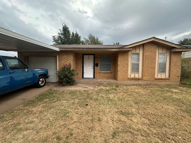 4808 S Dimple Dr