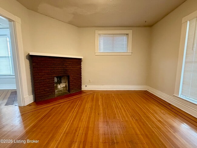 Photo - 2220 Payne St Unit 2