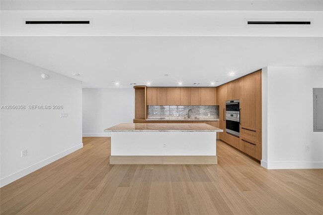 1176 97th St Unit 701