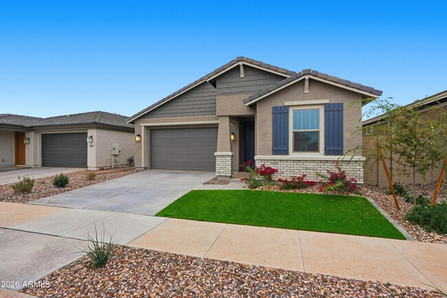 Photo - 932 W Macaw Dr