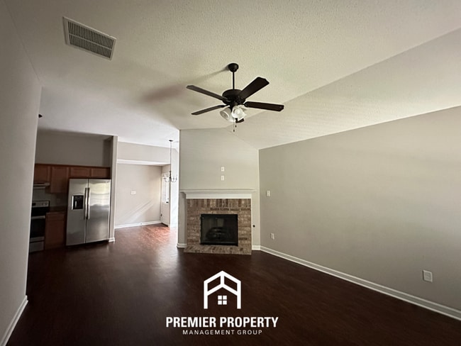 Photo - Charming 3BR/2BA Bartlett Area Home | High Ceilings, Stainless Steel & 2-Car Garage