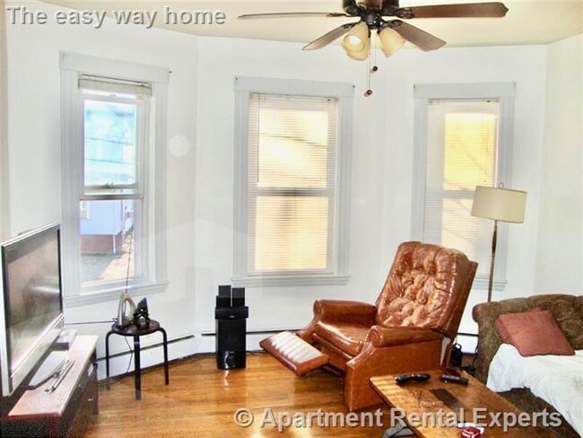 Photo - 103 Arlington St Unidad #2