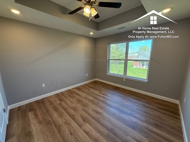 Photo - 2610 N Bluff St Unit 2610-201 North Bluff Street