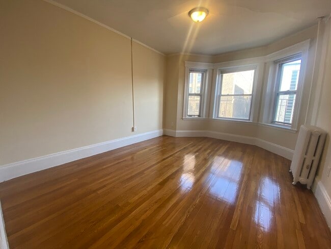 Building Photo - 327 Huntington Ave Unit 38