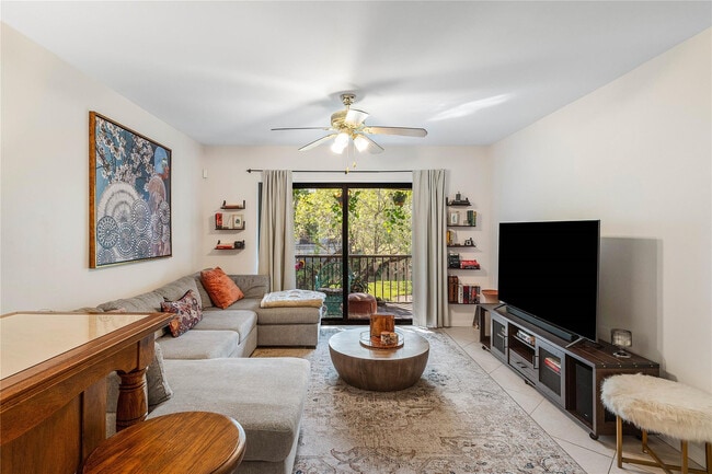 Building Photo - 3111 Oakland Shores Dr Unit F208