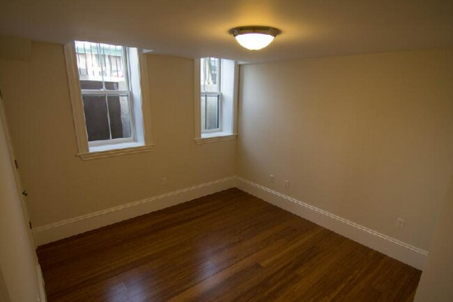 Photo - 85 Windsor St Unit 1
