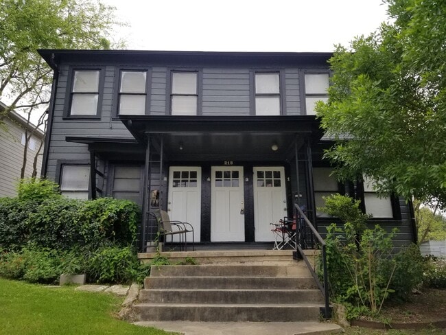 Photo - 218 Claremont Ave Unit 2