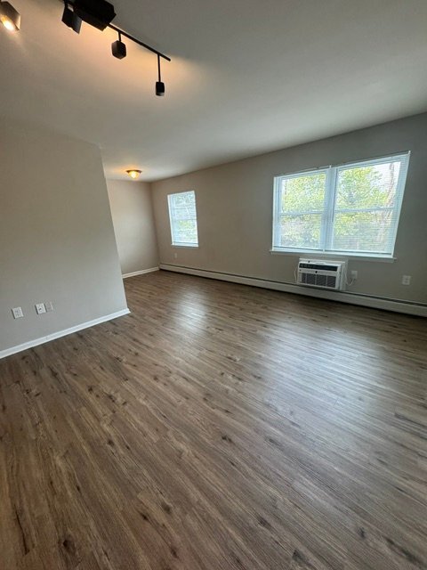 2 River Rd Unit 10