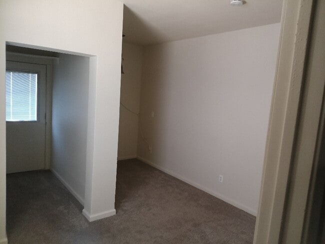 Photo - 1122 Bird St